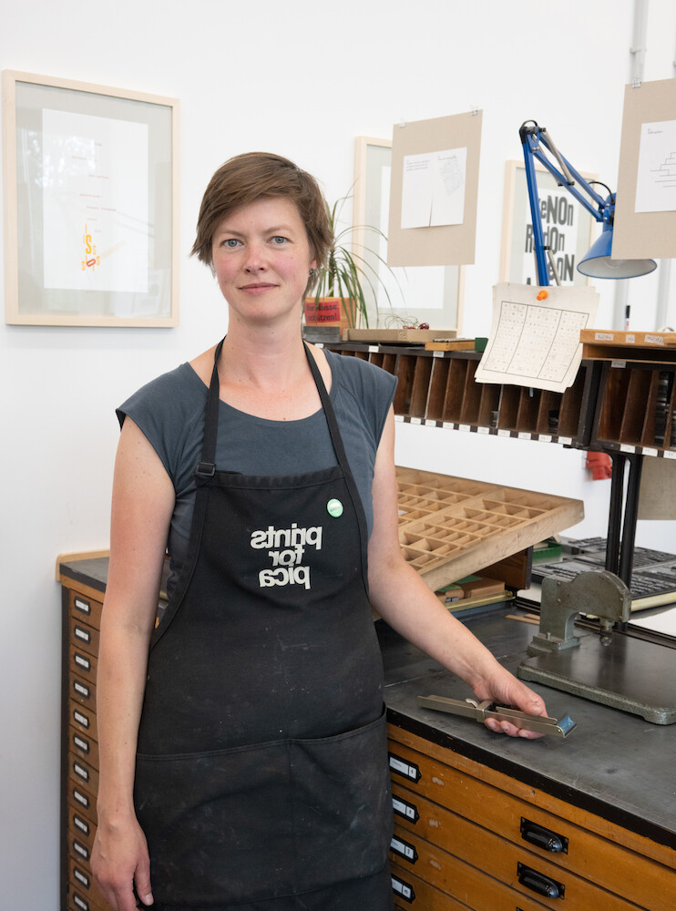kleines Profilfoto von Annegret Frauenlob|Head of the Letterpress Workshop