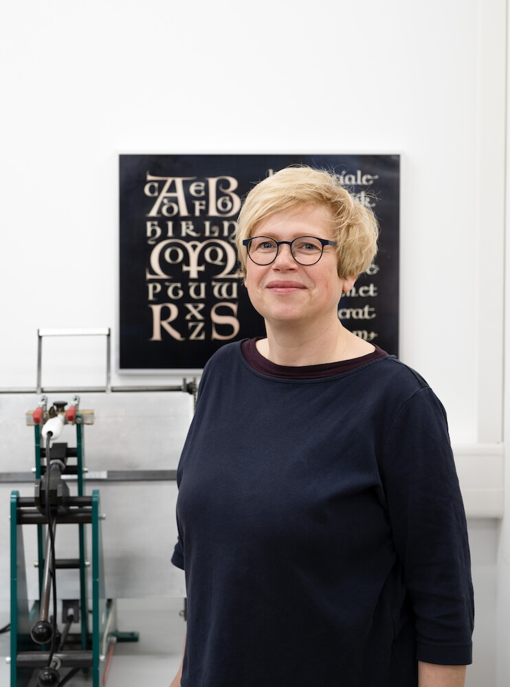 Heike Zobel|Head of the Bookbinding Workshop