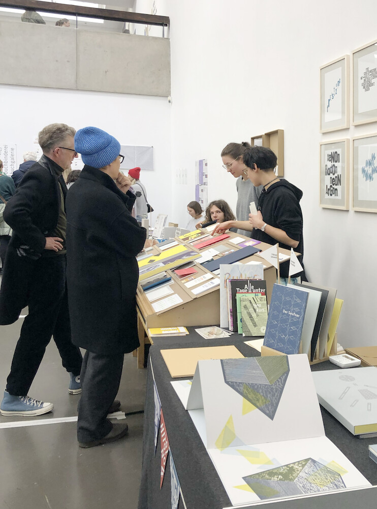 Artikel Vorschaubild: Between Books|09.-11.11.23 in Düsseldorf