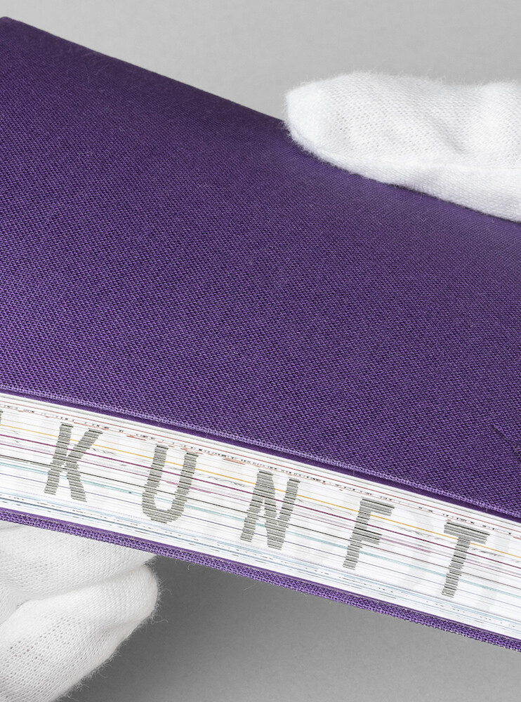 Einen Augenblick, bitte