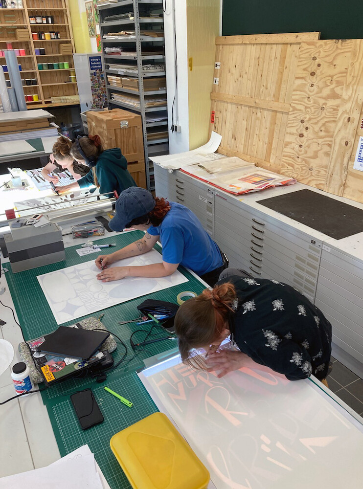 Artikel Vorschaubild: Gig Poster|Kompaktkurs vom 12.-23.08.24